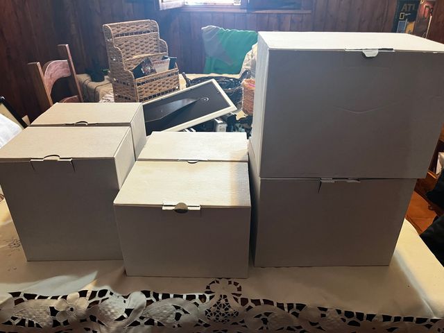 Lote vajilla completo x36 bordado en bronce