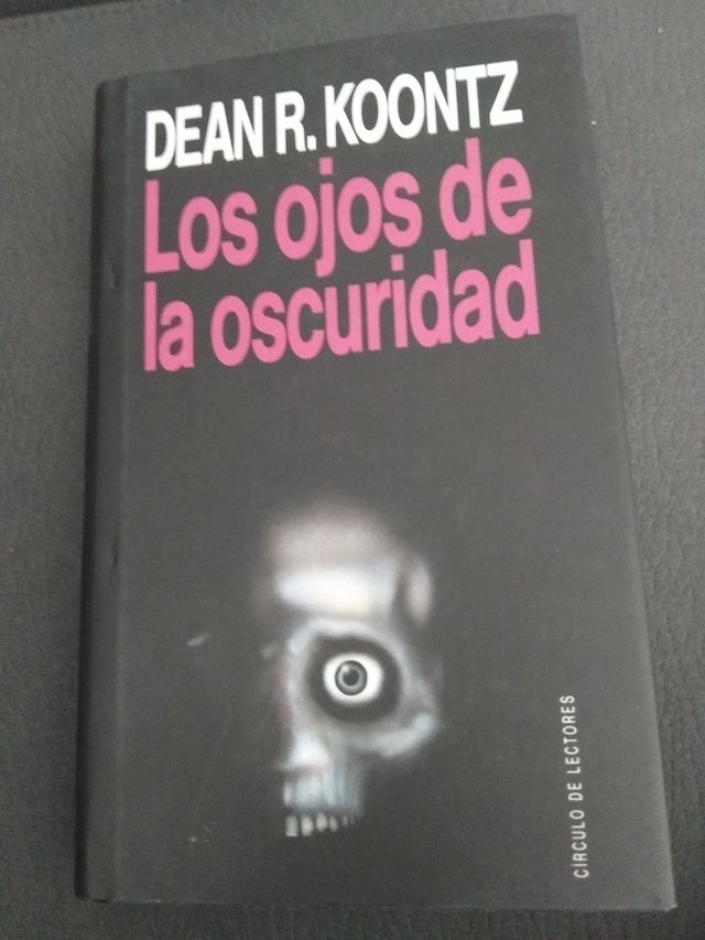 Los ojos de la oscuridad