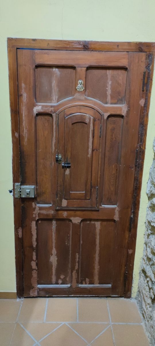 Puerta antigua madera