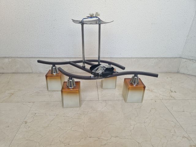 Lámpara de techo de forja y vidrio