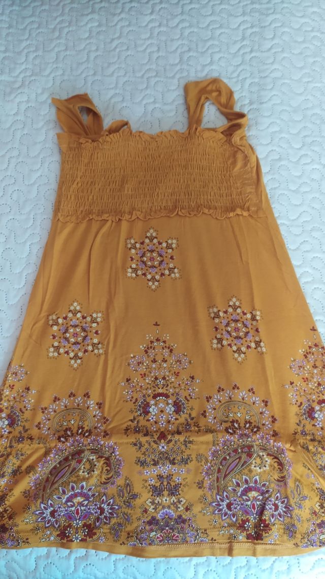 camiseta tirantes mostaza