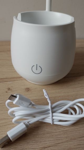 Lámpara flexo Led escritorio o portátil