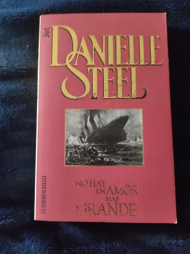 Novelas.Lote de 4 novelas Románticas 6 €