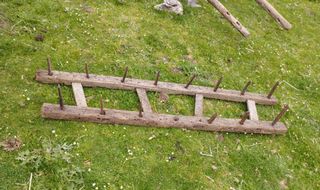 Antigua Grada de Labranza Estrecha