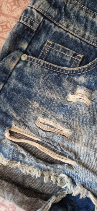 Peto vaquero marca Stradivarius