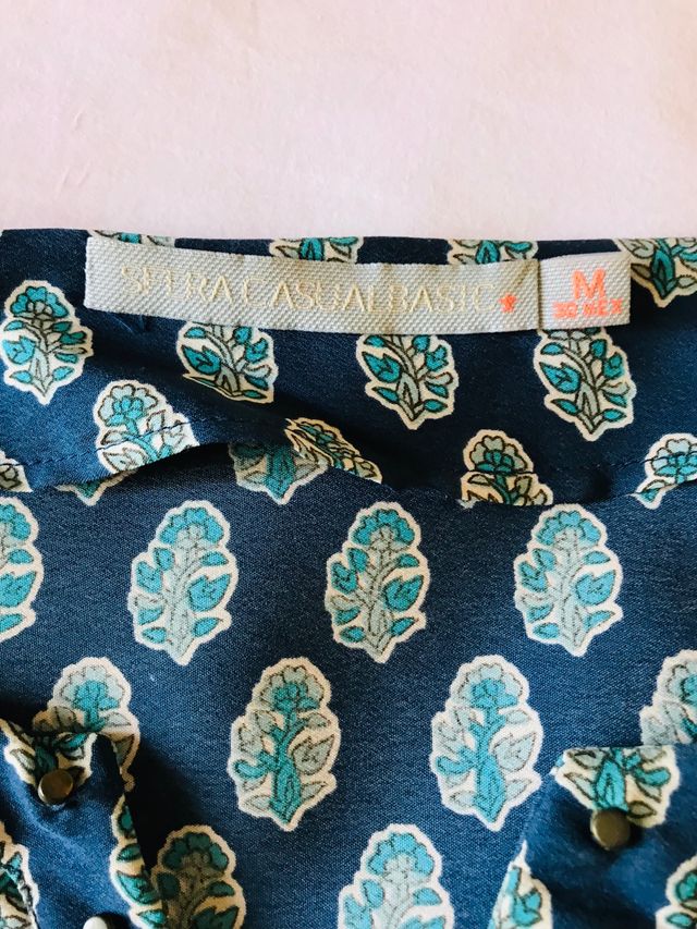 Vestido tipo caftán. Ligero y elegante.