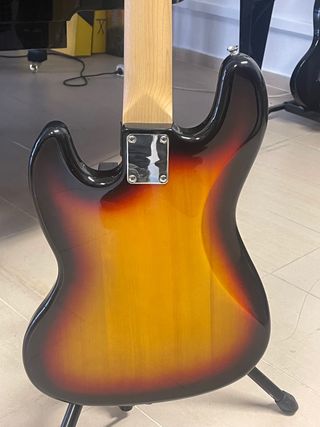 Bajo Eléctrico Aria Pro ( nuevo )