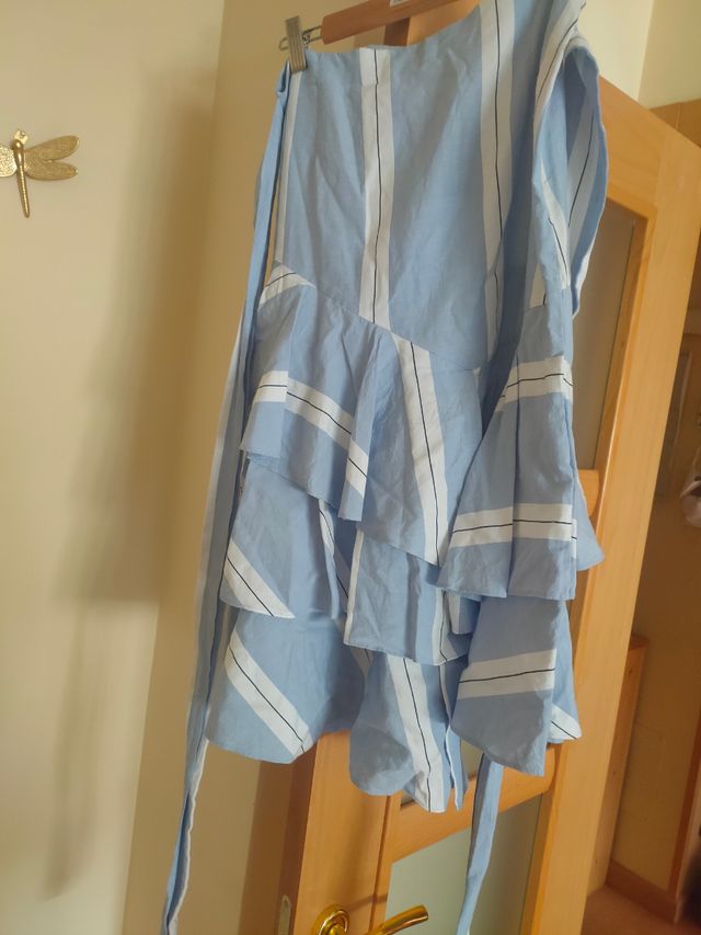 falda midi azul volantes zara
