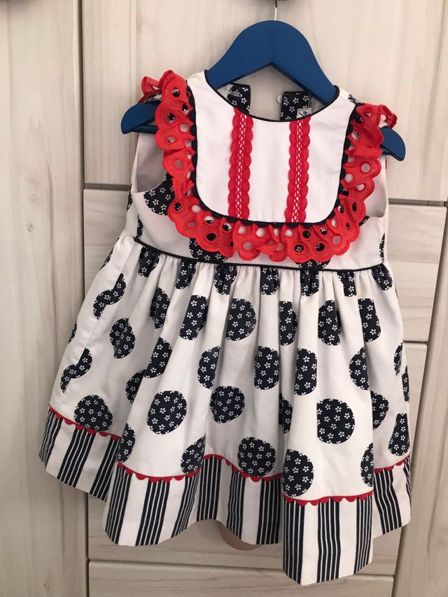 Vestido marca Miranda. Talla 30 meses