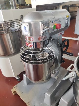 AMASADORA PLANETARIA 10 LITROS