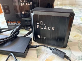 WD BLACK D50 Game Dock con NVMe SSD 2TB 