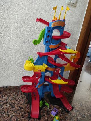 Juguete Garaje Cochelandia Fisher Price.