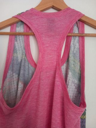 CUSTO BARCELONA.CAMISETA lentejuelas transparentes