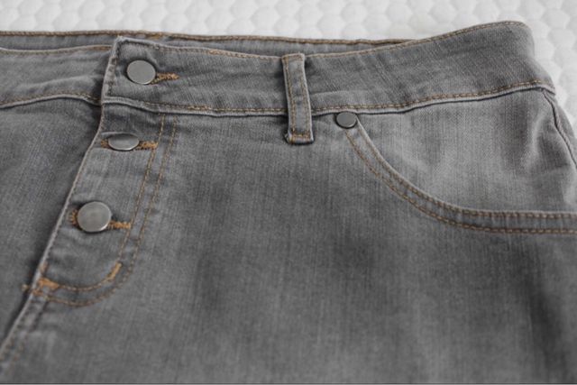 Falda Vaquera Gris Renatta (Precio original 35€)