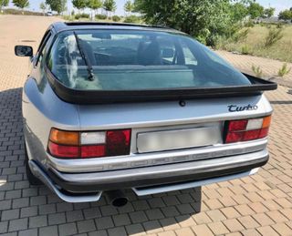 Porsche 944 turbo 1985