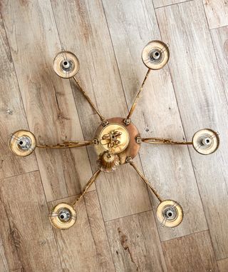 Lámpara de araña de bronce