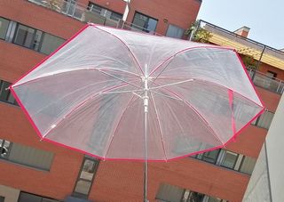 Paraguas automático transparente