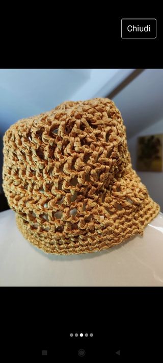 cappello donna colore oro. Lumberjack