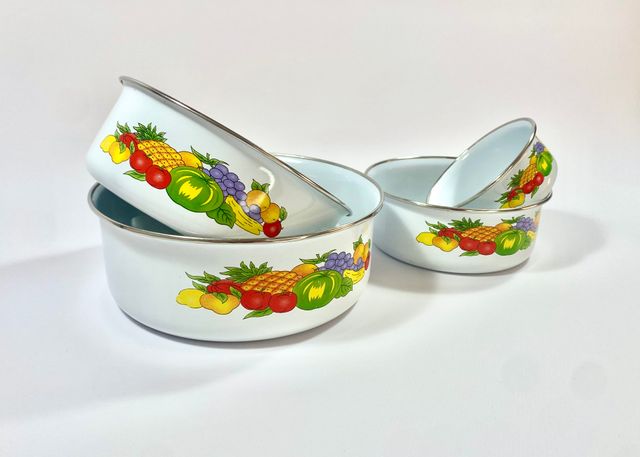 Juego de ensaladeras esmaltadas vintage