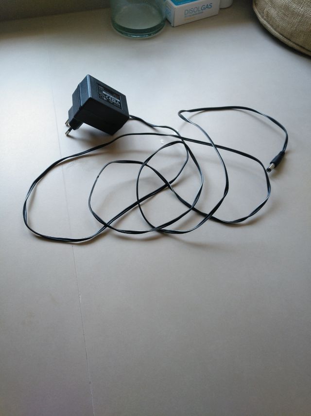 Cargador para atornillador basico