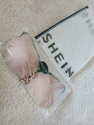 2 Sujetadores silicona L shein nuevo