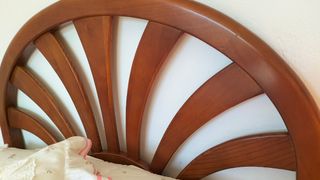 Cabecero de cama y edredon