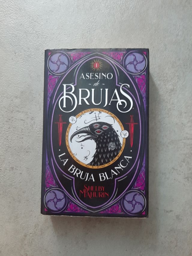 Asesino de brujas Libro