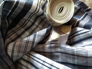 Camisa Lacoste manga larga talla 43 cuadros B y N