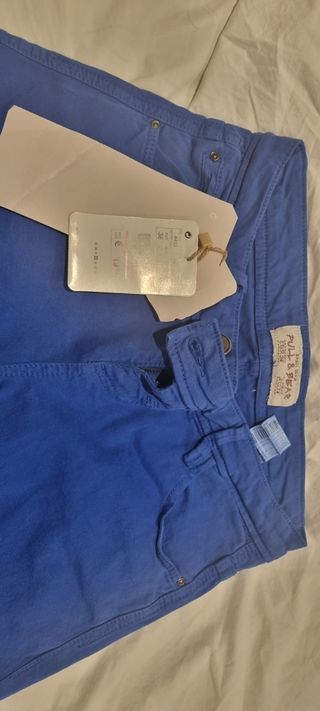 Pantalón vaquero nuevo Pull& Bear