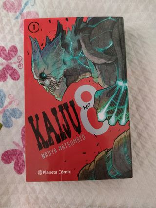 kaiju n°8 1 y 2