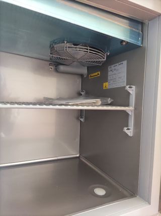 MESA REFRIGERADA TRES PUERTAS