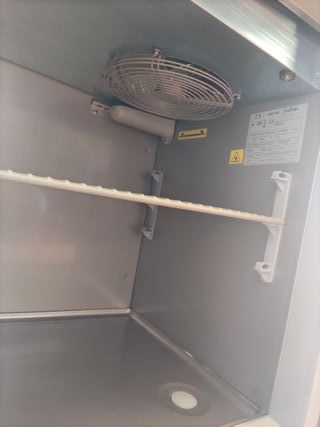 BAJO MOSTRADOR REFRIGERADO NUEVO