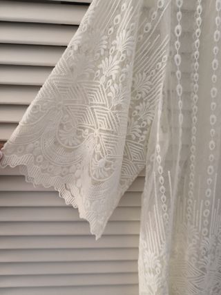 Kaftan o kimono de tul bordado 