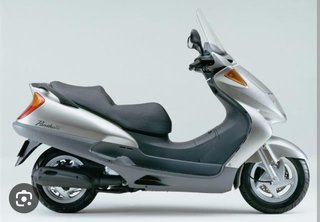 DESPIECE Honda pantheon 150 2002