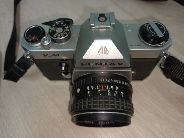 Cámara PENTAX modelo KM