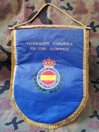 Banderín Fed. Esp. Tiro Olímpico preconstitucional