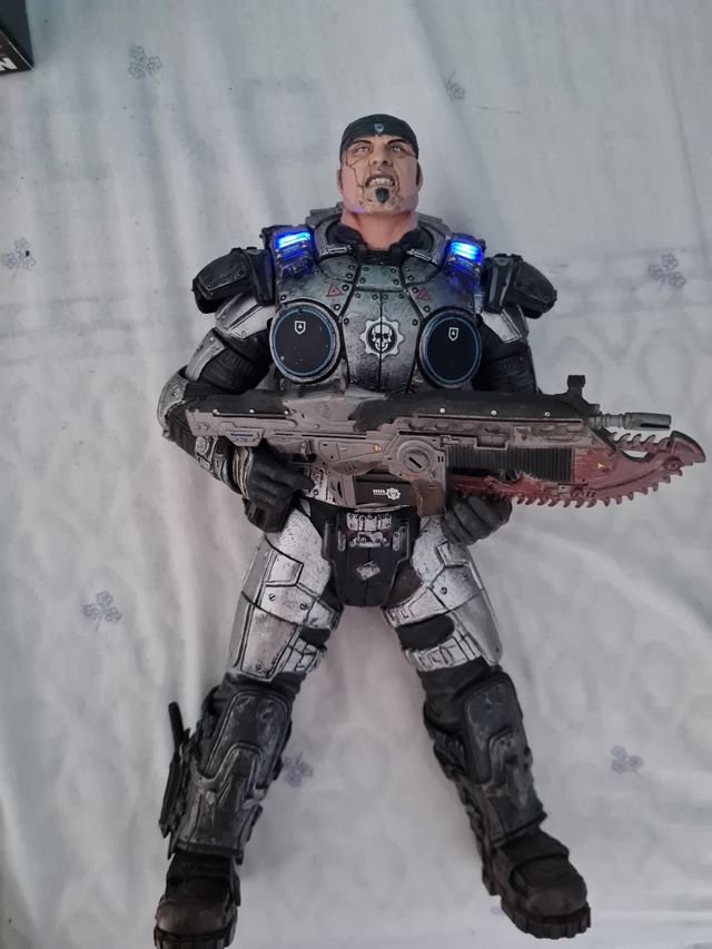 Figura Marcus Fenix Gears of war II