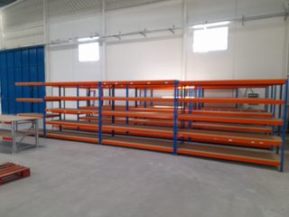 Estanterías metálicas