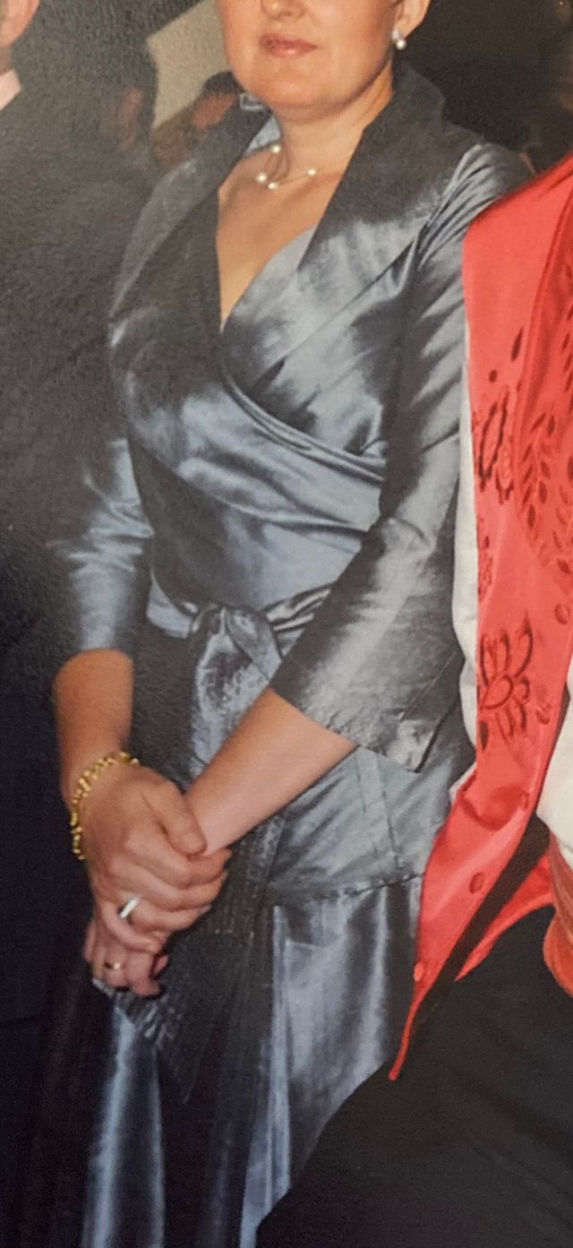 Conjunto dos piezas de seda salvaje en gris