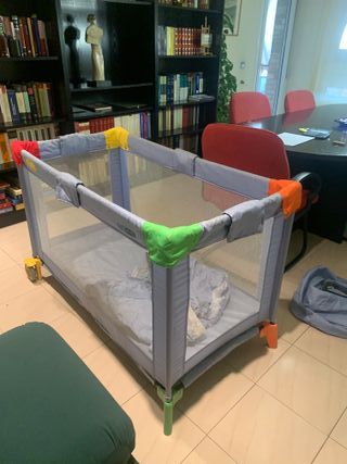 Cuna de viaje Bebe Due incluye colchón viscolastic