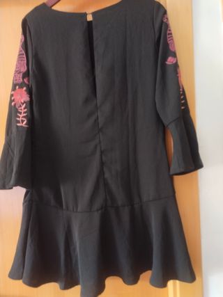 Vestido nuevo sin etiqueta Desigual negro 