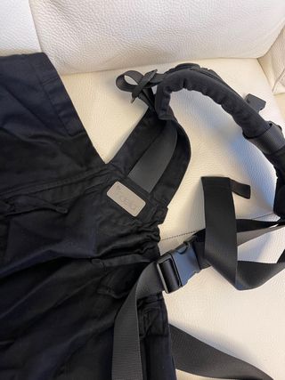 Mochila portabebes. Marca Fidella