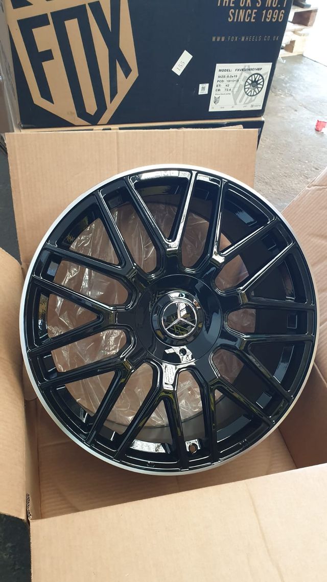 LLANTAS 18" C63 BLACK PERFORMANCE