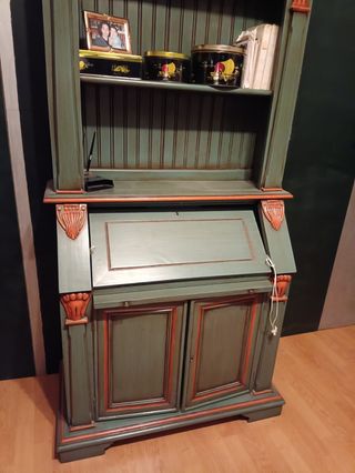 Mueble de pino provenzal. NO ENVIOS.