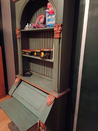 Mueble de pino provenzal. NO ENVIOS.