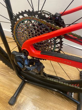 BICICLETA TREK SUPERCALIBER 9.9 PROJECT ONE