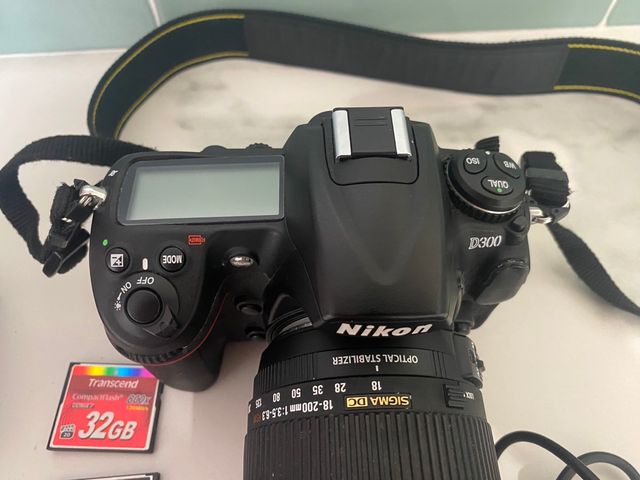 Cámara Nikon D300