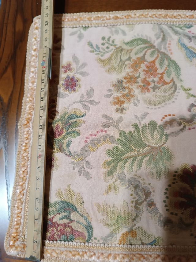 Runner tavolo cucito a mano