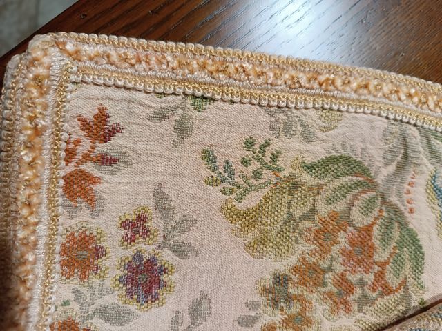 Runner tavolo cucito a mano