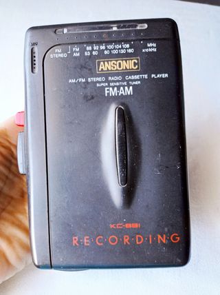 Radio cassette portátil Ansonic